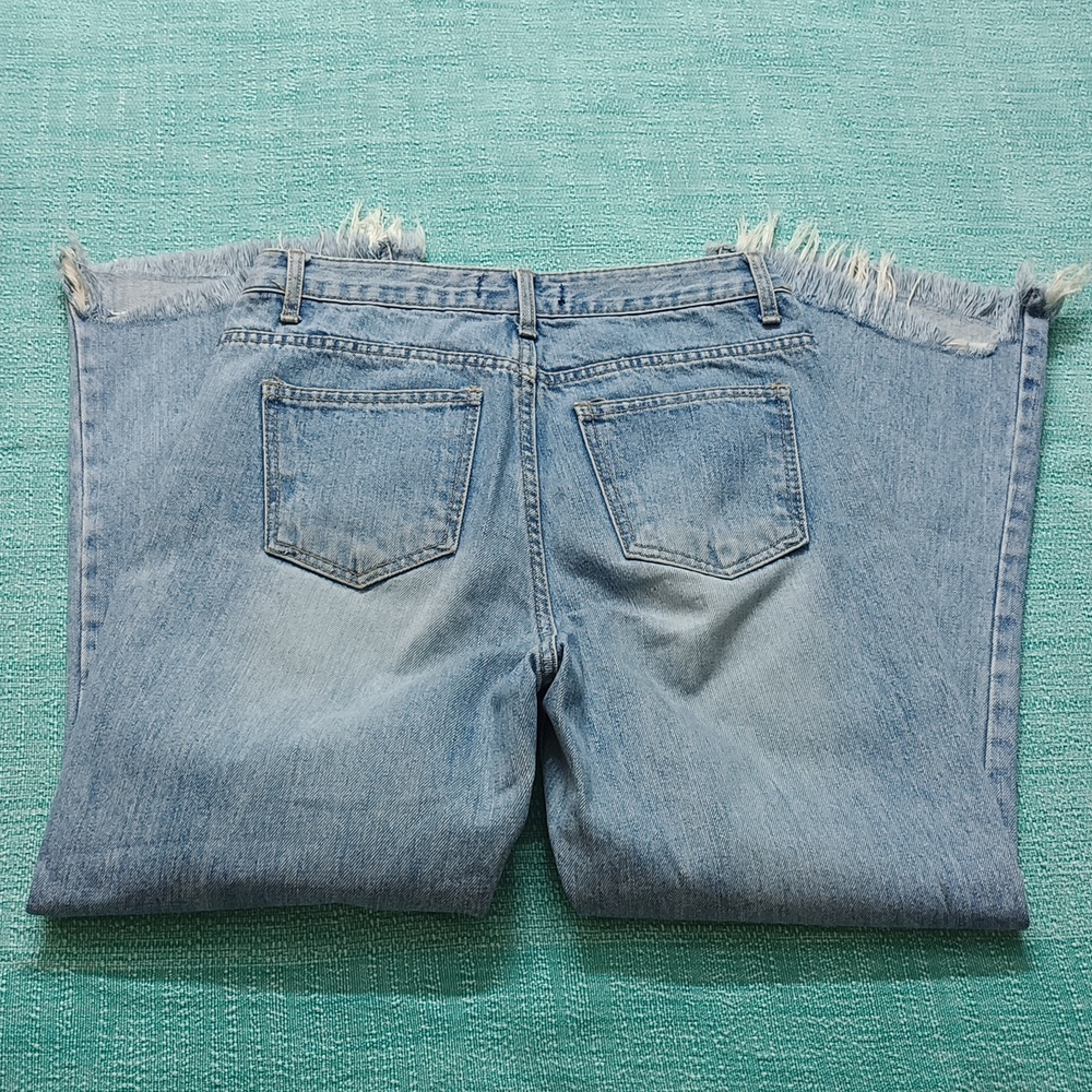 Monster's Women's Light Blue flared straight leg Jeans Waist upto 30 - Picture 4 of 11